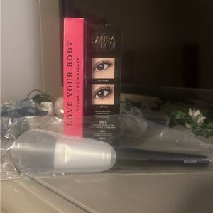 Laura Geller Volumizing Mascara - Black and Full Face Brush